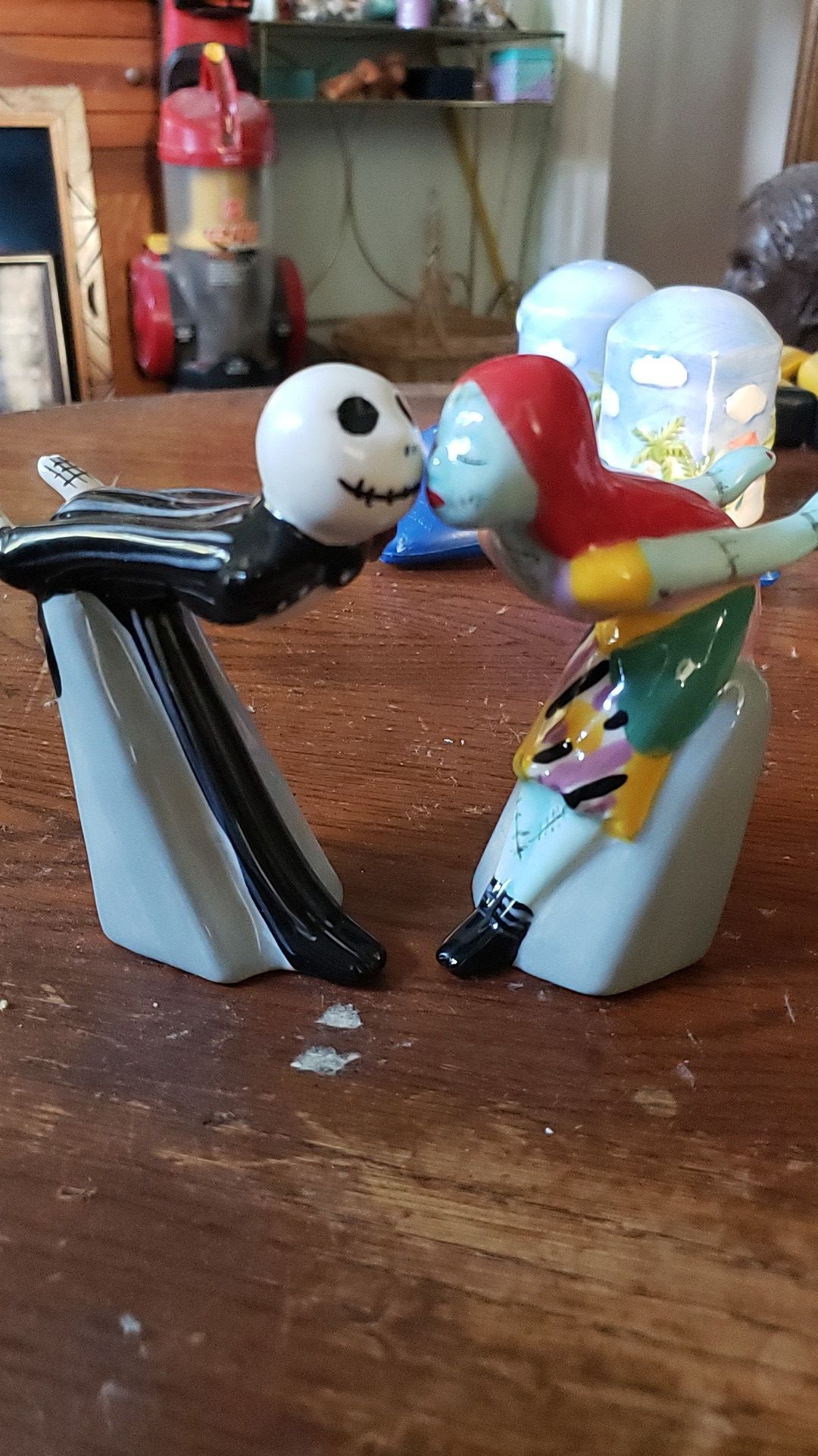 Nightmare before christmas salt and pepper shakers