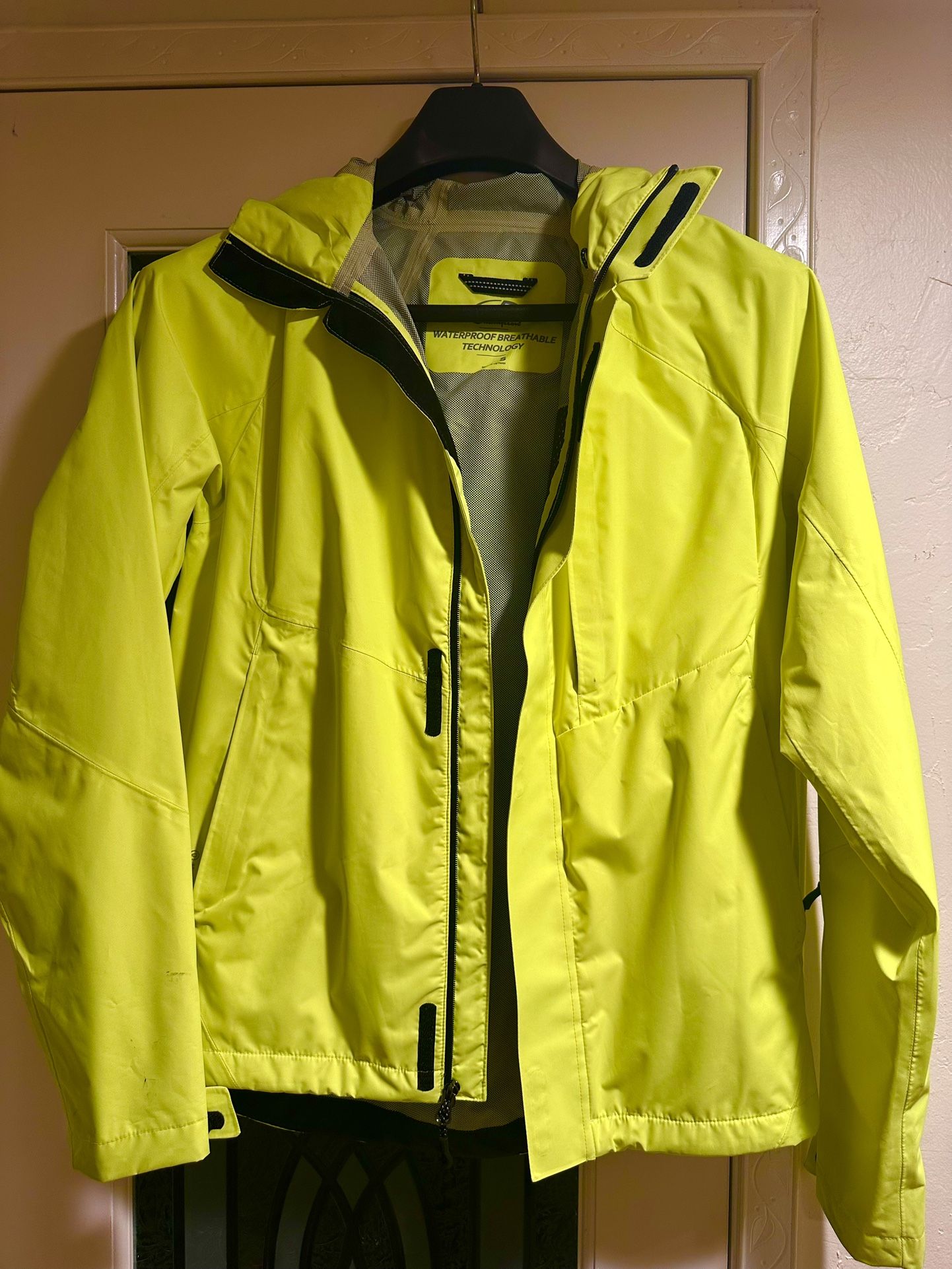 Champion Raincoat Medium