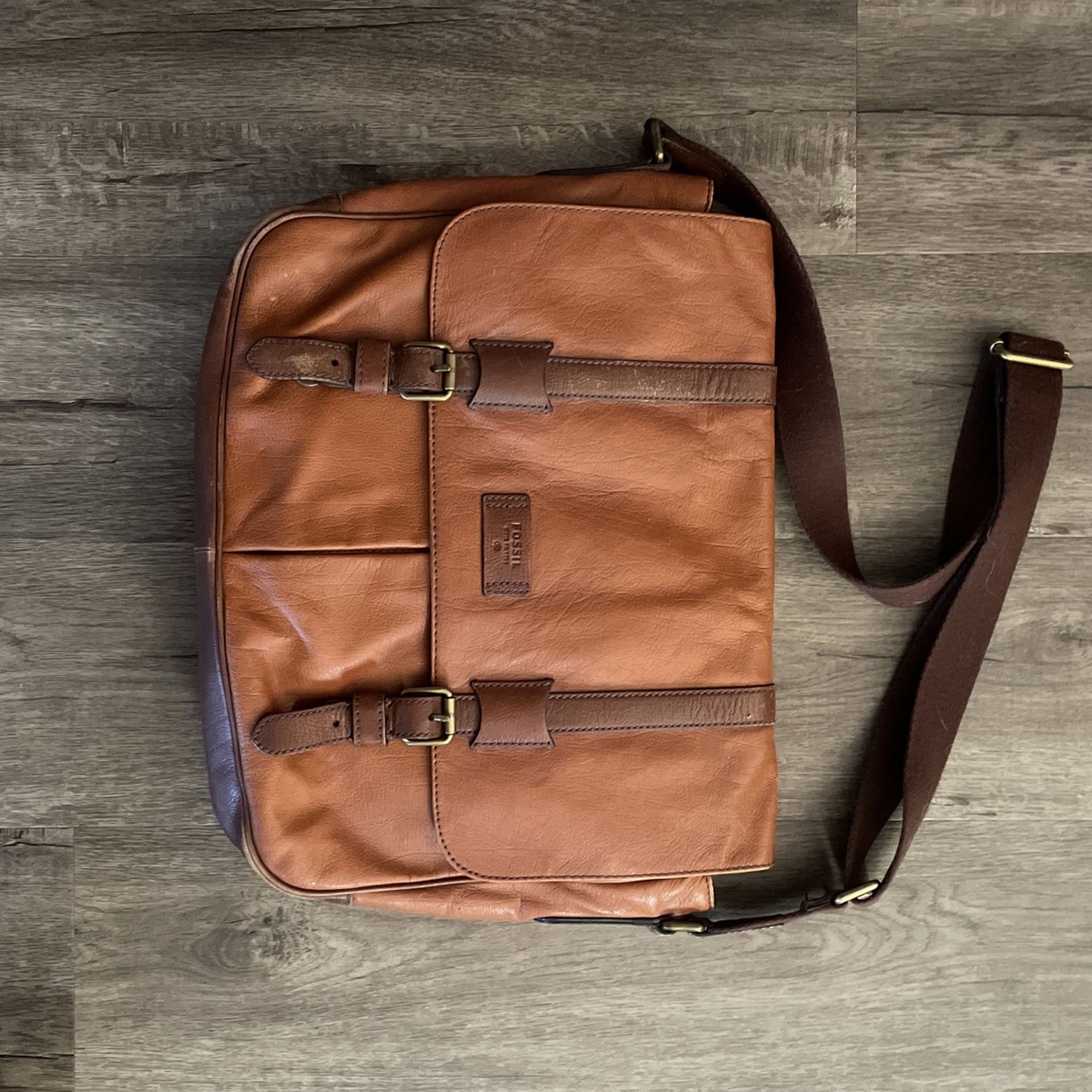 Fossil Messenger Bag Leather