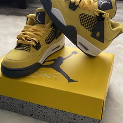 Air Jordan Retro4 Lightning’s 