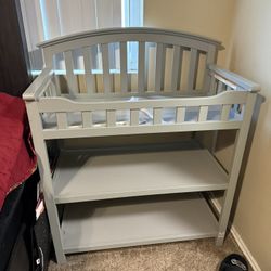 Graco Bay Changing Table 