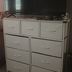 White Amazon dresser