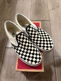 Checkered Slip On Vans size 9