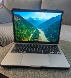 MacBook Pro M2 13 in. Laptop