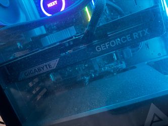RTX 5070 Ti Gigabyte WINDFORCE OC 16GB – Barely Used, Great Condition
