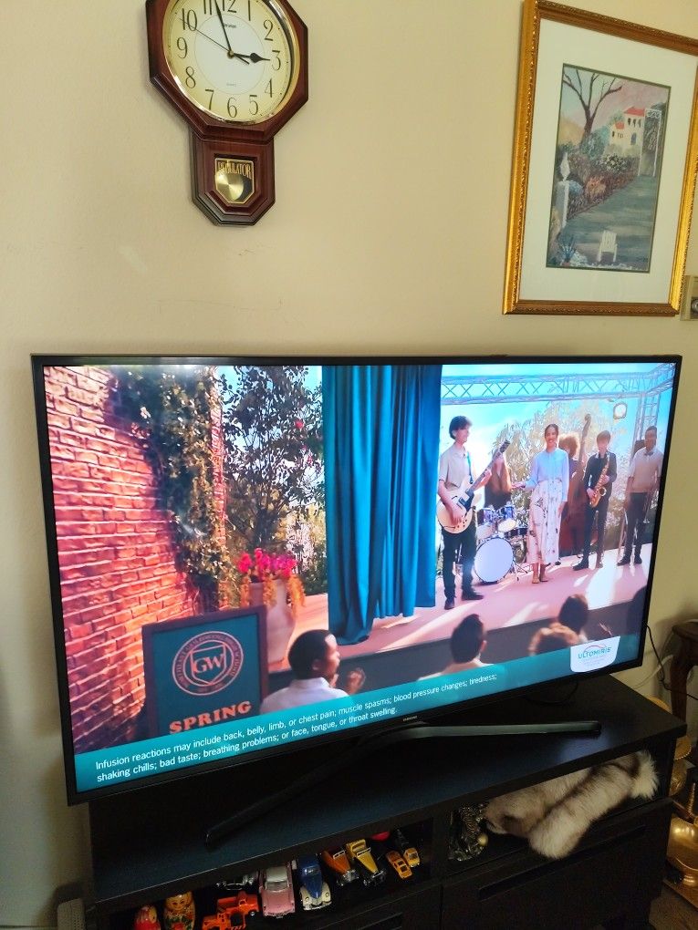 55" Samsung Smart TV
