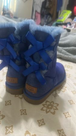 UGG size 7 de mujer en buenas condiciones 