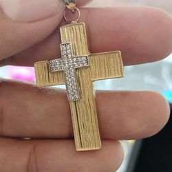 14k2T Cross