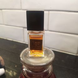 Fracas Bottle 