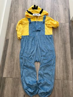 Minion costume