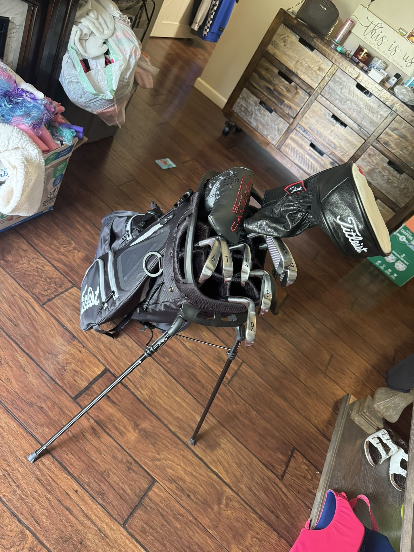 Titlest Golf Clubs/Bag