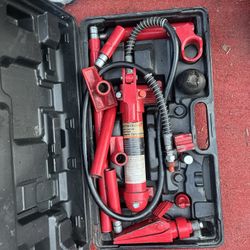 Hydraulic dent remover