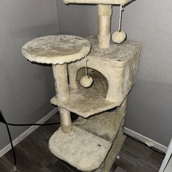Cat tree