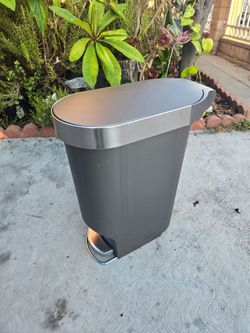 Simplehuman Trash Can Gray