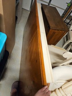 Free kitchen table plus 6 chairs