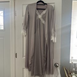 Nightgown and Robe