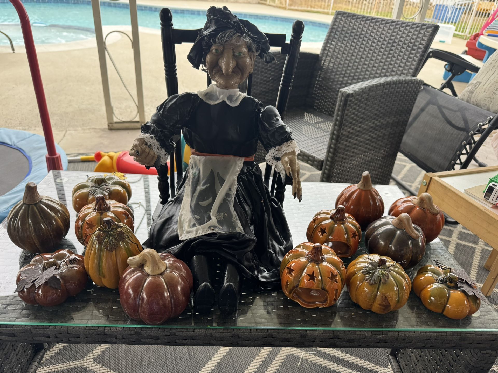 Halloween Decor