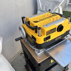 Dewalt DW735 13” Thickness Planer
