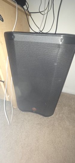 Harbinger V2132 Powered Speaker