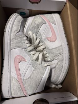 Jordan 1 mid women