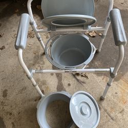 Handicap Portable Toilet