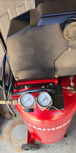Craftsman 26 Gal air compressor