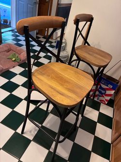FREE black metal and wood stools from Pier1