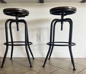 Swivel Bar Stools — Adjustable Height, Oak Wood Top — Set of 2