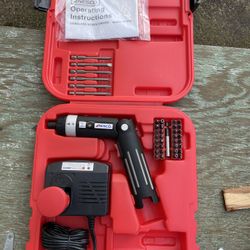 Nesco Cordless Screwdriver Set