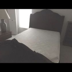 Queen Sleigh solid Wood Bedroom Set by Pulaski