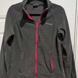 Columbia Woman Zip Fleece Jacket/Coat. Medium