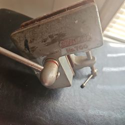 Stanley vice number seven hundred