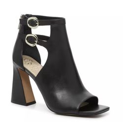 Vince Camuto Roskette Sandals
