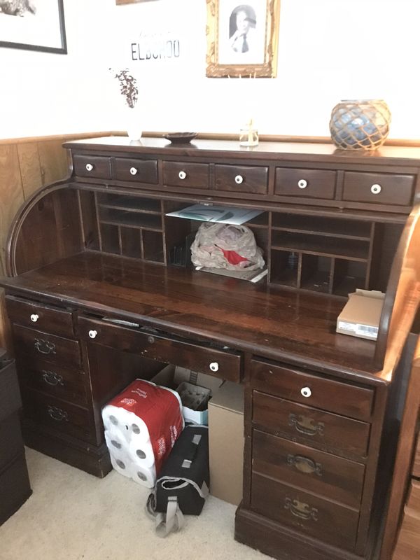 ETHAN ALLEN ROLLTOP DESK MAKE ME AN OFFER! for Sale in San Diego, CA
