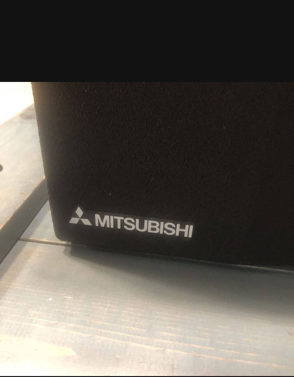 Speaker MITSUBISHI  Center Loudspeaker- Model M-CTR5