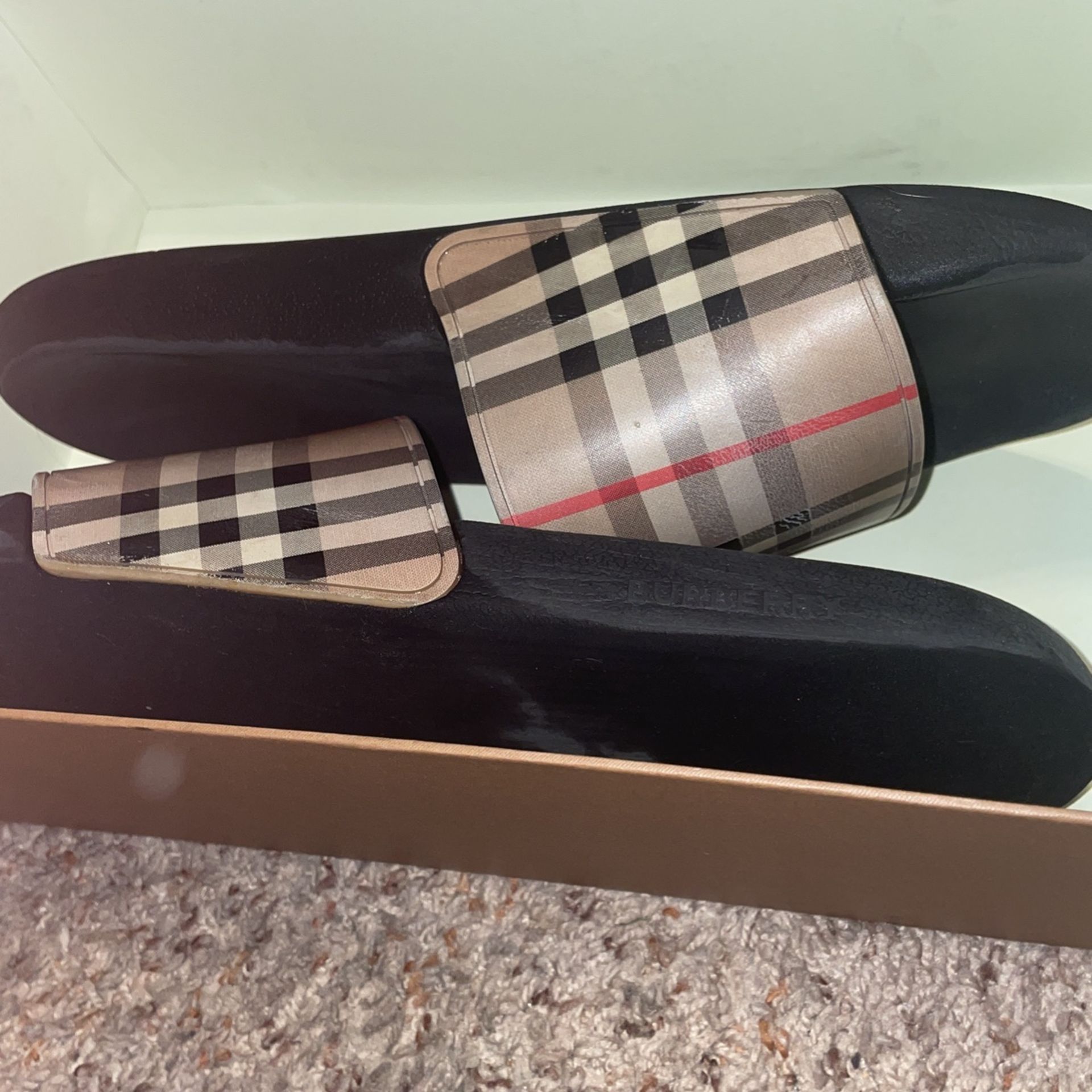 Burberry Slides