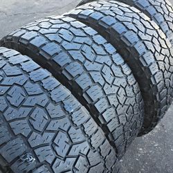 4 used tires Lt35x11.50r20 Toyo AT111 Open Country $250.00 All 4
FIRM PRICE, FIRM PRICE FIRM PRICE, FIRM PRICE