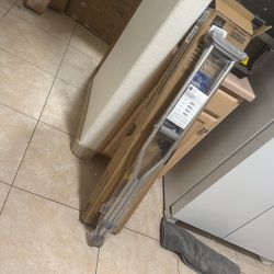 New Medline Adult Medium Crutches 