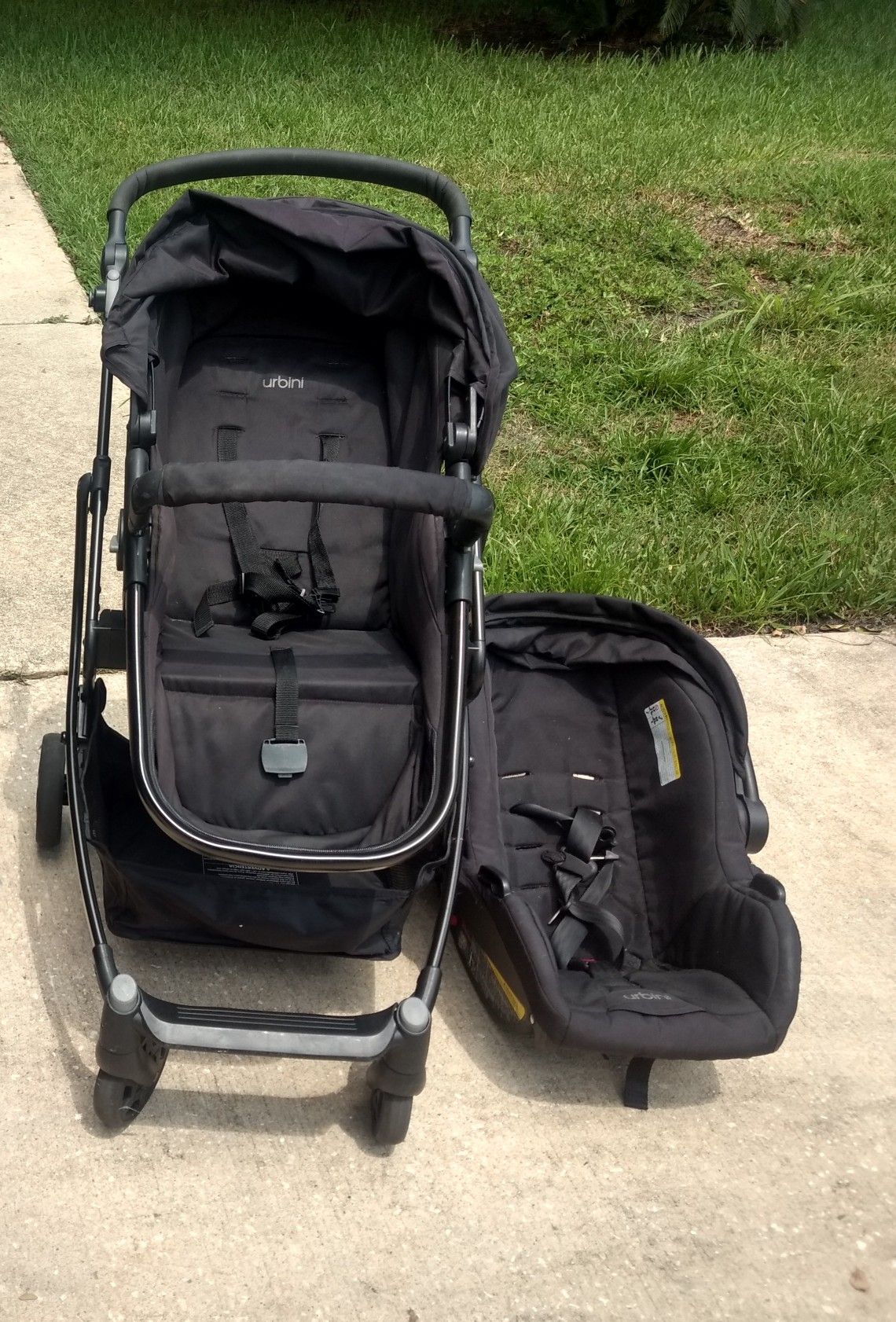 Urbini Stroller and Car seat set. $40.00.