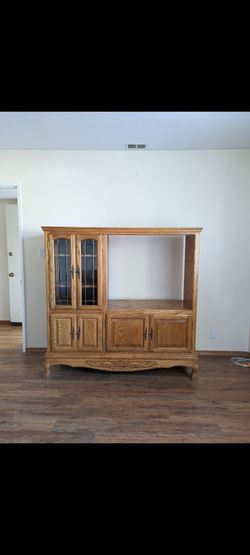 Wooden entertainment center / tv unit with hutch cabinet