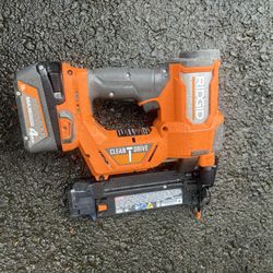 RIDGID BRAD NAIL GUN