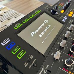 Pioneer Djs