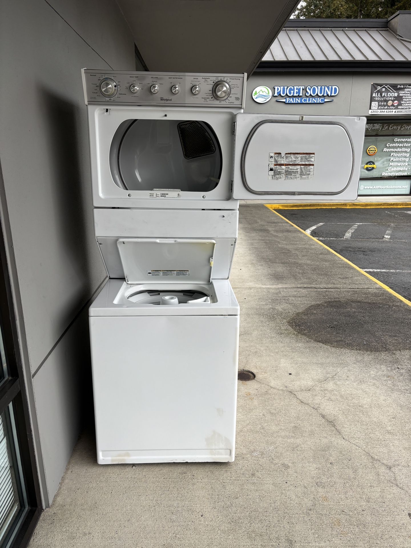 Pending Pickup/ Free Washer/dryer Combo