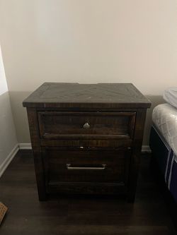 Night stand tables