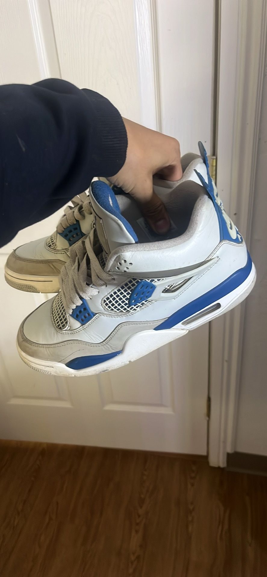 Jordan 4 Military Blue