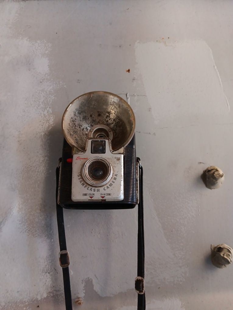 Vintage Camera Old Missing Bottom