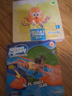 Splash and play combo slip and slide and giant spinkler