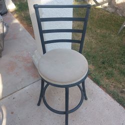 4 Stools