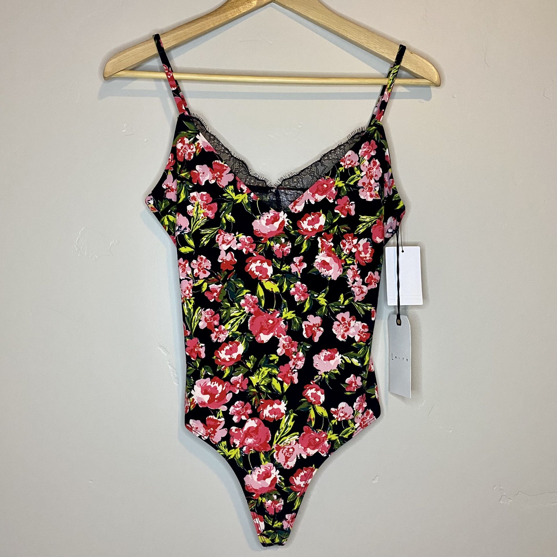 Leith Women’s Lace Floral Bodysuit Black Size Small NWT