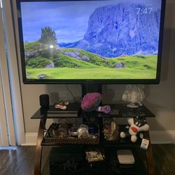 55 inch Emerson Tv With Stand Included . 